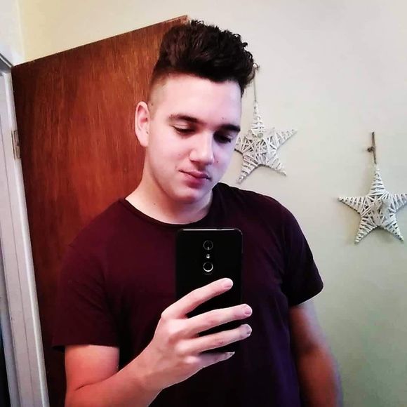 Meet your Posher, Joshua - Picture 1 of 1